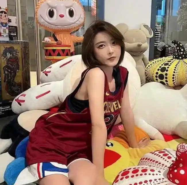 聂小雨 擦边视频 争议_网红聂小雨黑料视频在哪里找到,